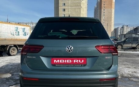 Volkswagen Tiguan II, 2020 год, 3 200 000 рублей, 3 фотография