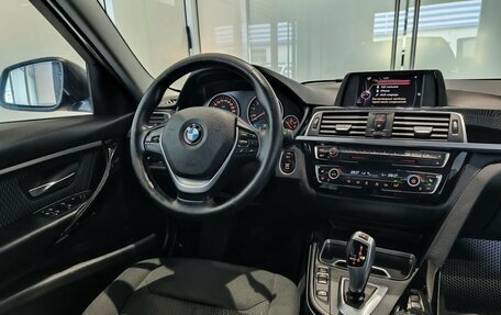 BMW 3 серия, 2016 год, 1 850 000 рублей, 11 фотография