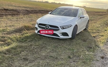 Mercedes-Benz A-Класс, 2019 год, 3 100 000 рублей, 4 фотография