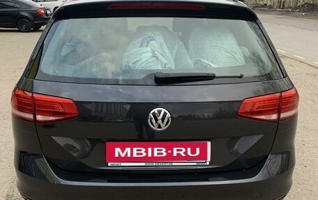 Volkswagen Passat B8 рестайлинг, 2019 год, 1 999 999 рублей, 4 фотография