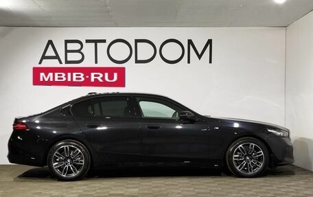 BMW 5 серия, 2023 год, 10 399 000 рублей, 6 фотография