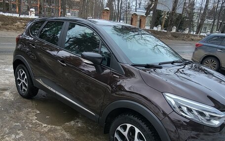 Renault Kaptur I рестайлинг, 2019 год, 1 790 000 рублей, 6 фотография