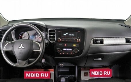 Mitsubishi Outlander III рестайлинг 3, 2012 год, 1 777 000 рублей, 6 фотография