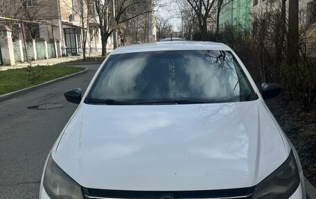 Volkswagen Polo VI (EU Market), 2017 год, 1 000 000 рублей, 2 фотография