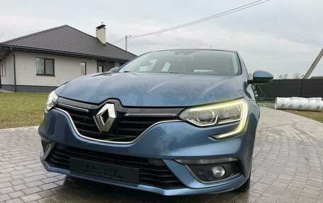 Renault Megane IV, 2019 год, 1 660 000 рублей, 10 фотография
