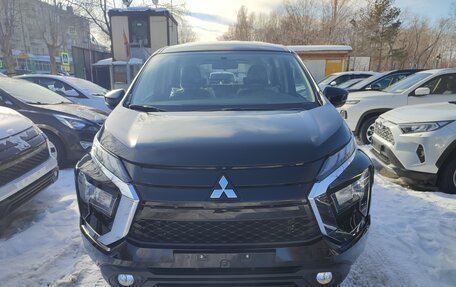 Mitsubishi Xpander, 2024 год, 2 700 000 рублей, 2 фотография