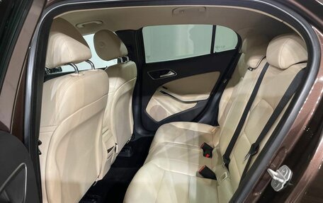 Mercedes-Benz GLA, 2015 год, 1 897 000 рублей, 14 фотография