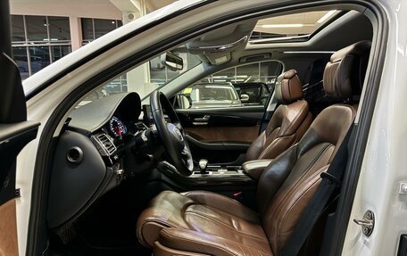 Audi A8, 2012 год, 2 500 000 рублей, 10 фотография