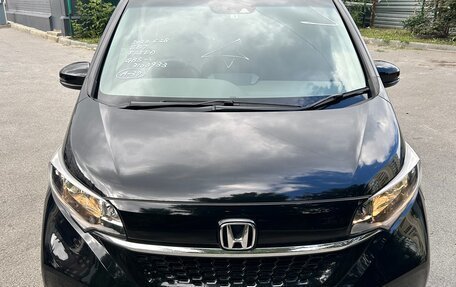 Honda Freed II, 2019 год, 1 650 000 рублей, 2 фотография