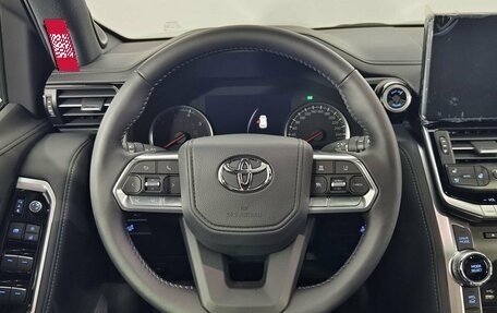 Toyota Land Cruiser, 2023 год, 15 490 000 рублей, 24 фотография