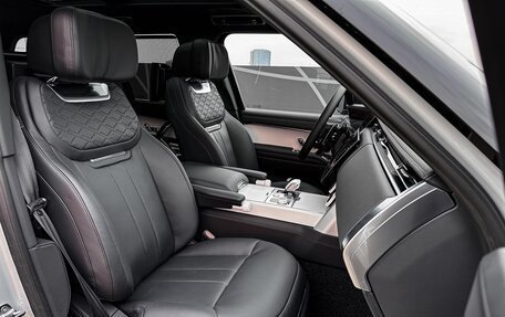 Land Rover Range Rover IV рестайлинг, 2024 год, 36 000 000 рублей, 13 фотография