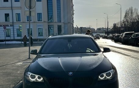 BMW 5 серия, 2014 год, 2 390 000 рублей, 2 фотография