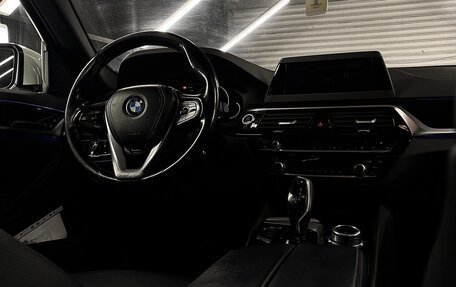 BMW 5 серия, 2017 год, 2 950 000 рублей, 10 фотография