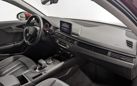 Audi A4, 2019 год, 3 100 000 рублей, 17 фотография