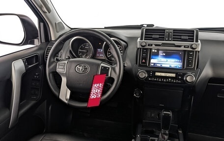 Toyota Land Cruiser Prado 150 рестайлинг 2, 2016 год, 4 995 000 рублей, 22 фотография