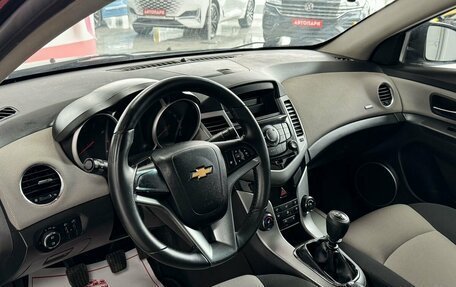 Chevrolet Cruze II, 2011 год, 799 000 рублей, 8 фотография