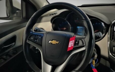 Chevrolet Cruze II, 2013 год, 989 000 рублей, 12 фотография