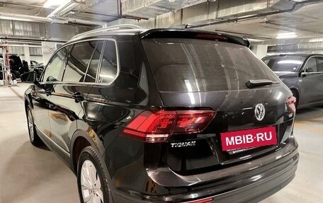 Volkswagen Tiguan II, 2018 год, 2 850 000 рублей, 4 фотография