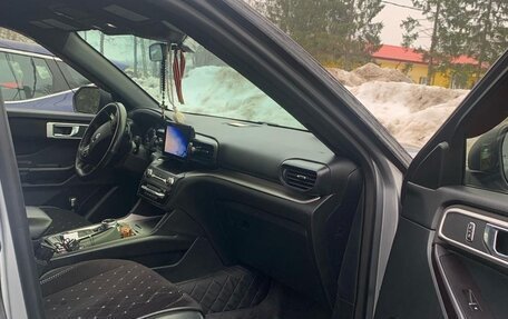 Ford Explorer VI, 2019 год, 3 400 000 рублей, 9 фотография