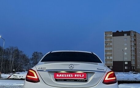 Mercedes-Benz C-Класс, 2018 год, 3 800 000 рублей, 6 фотография