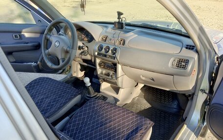 Nissan Micra II, 2001 год, 235 000 рублей, 2 фотография