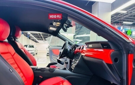 Ford Mustang VI рестайлинг, 2019 год, 3 460 000 рублей, 7 фотография