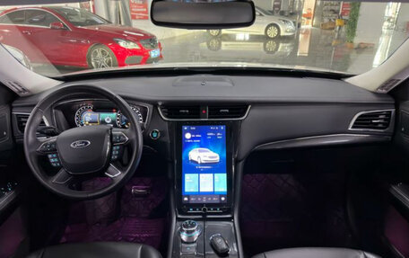 Ford Taurus VI рестайлинг, 2019 год, 2 840 000 рублей, 5 фотография