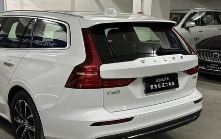 Volvo V60 II, 2020 год, 3 840 000 рублей, 4 фотография