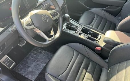 Volkswagen Passat CC, 2021 год, 4 100 000 рублей, 9 фотография