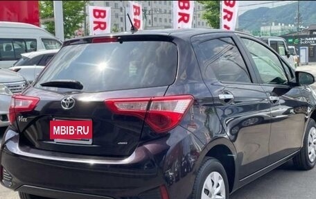 Toyota Vitz, 2019 год, 700 000 рублей, 8 фотография