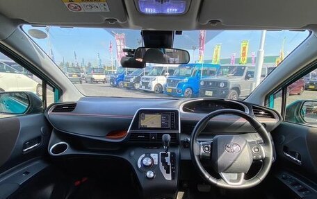 Toyota Sienta II, 2021 год, 1 050 000 рублей, 6 фотография