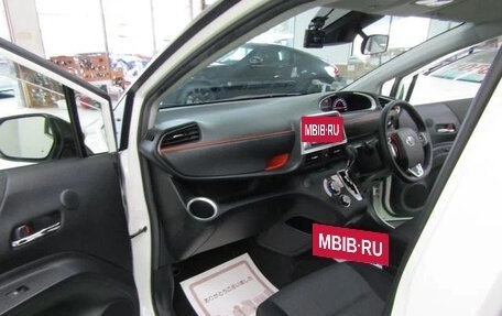 Toyota Sienta II, 2021 год, 1 065 000 рублей, 16 фотография