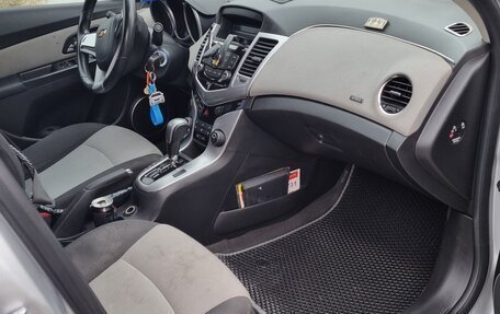 Chevrolet Cruze II, 2012 год, 750 000 рублей, 9 фотография