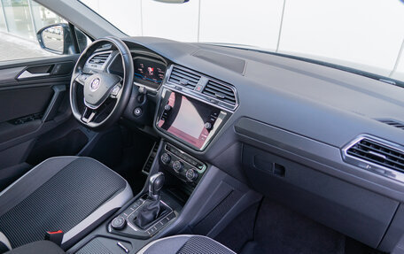 Volkswagen Tiguan II, 2019 год, 3 250 000 рублей, 10 фотография