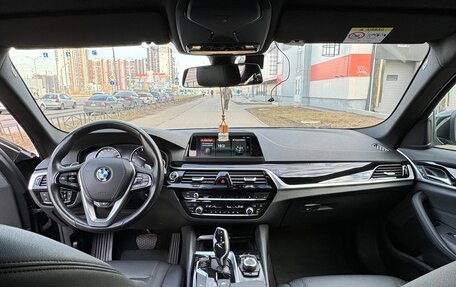 BMW 5 серия, 2019 год, 4 500 000 рублей, 9 фотография