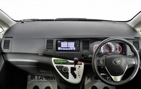 Toyota ISis I, 2012 год, 1 495 000 рублей, 8 фотография