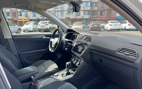 Volkswagen Tiguan II, 2018 год, 3 900 000 рублей, 19 фотография