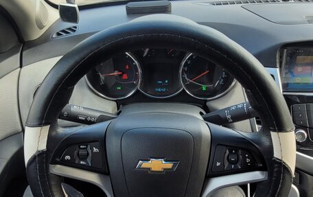 Chevrolet Cruze II, 2012 год, 800 000 рублей, 12 фотография