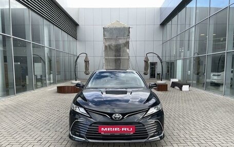 Toyota Camry, 2023 год, 4 880 000 рублей, 2 фотография