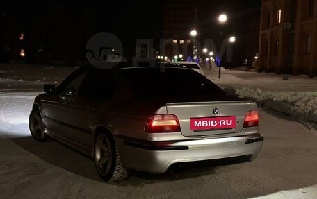 BMW 5 серия, 2000 год, 800 000 рублей, 2 фотография