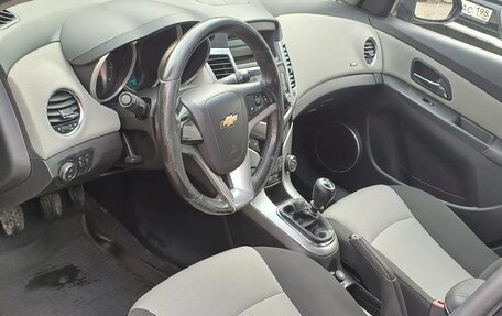 Chevrolet Cruze II, 2012 год, 749 000 рублей, 7 фотография