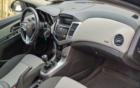 Chevrolet Cruze II, 2012 год, 749 000 рублей, 9 фотография