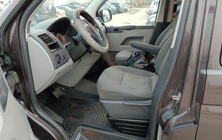 Volkswagen Caravelle T5, 2012 год, 1 970 000 рублей, 5 фотография