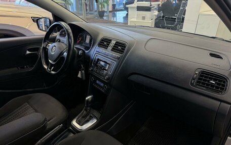 Volkswagen Polo VI (EU Market), 2018 год, 1 350 000 рублей, 8 фотография