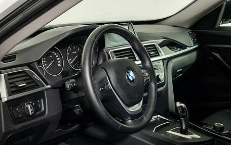 BMW 3 серия, 2016 год, 2 929 000 рублей, 11 фотография