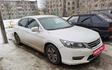 Honda Accord IX рестайлинг, 2013 год, 1 250 000 рублей, 4 фотография
