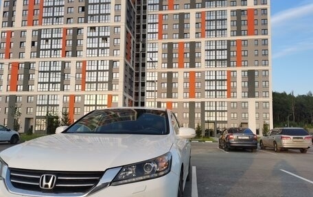 Honda Accord IX рестайлинг, 2013 год, 1 250 000 рублей, 2 фотография