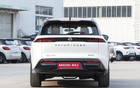 Nissan Pathfinder, 2024 год, 4 950 000 рублей, 7 фотография