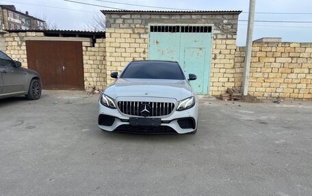 Mercedes-Benz E-Класс, 2019 год, 4 500 000 рублей, 8 фотография
