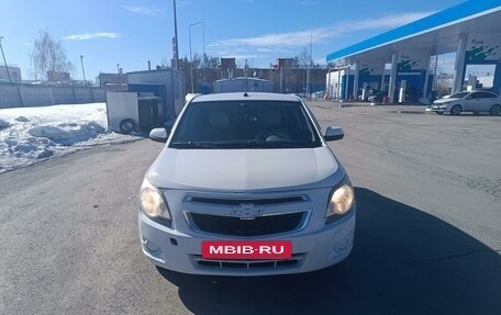 Chevrolet Cobalt II, 2013 год, 650 000 рублей, 4 фотография